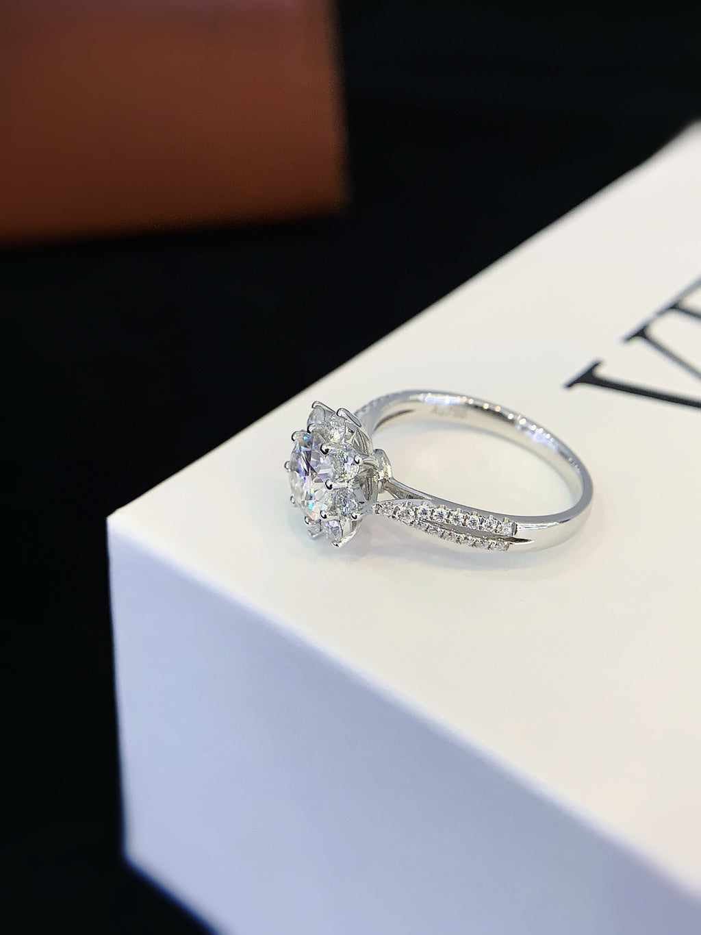 18K Gold 1 Carat Lab-Grown Diamond Ring