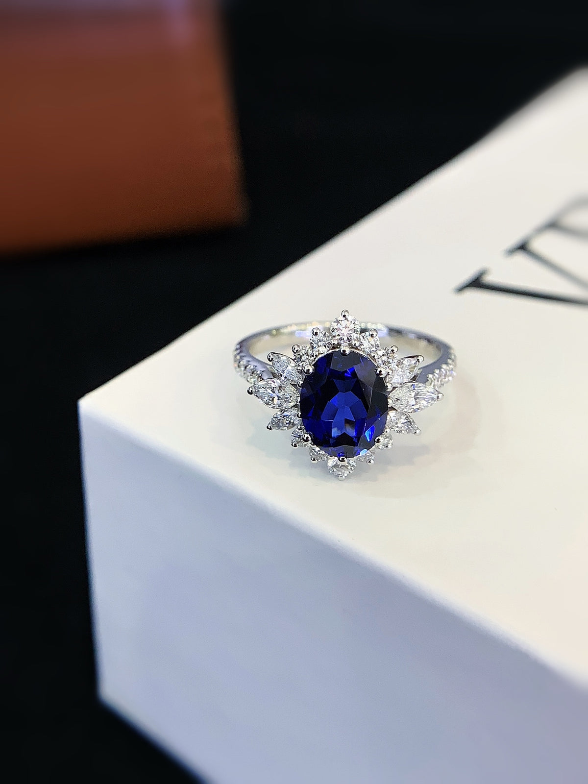 18K Gold 2.40ct Lab-Grown Sapphire Ring with 0.778ct Accents